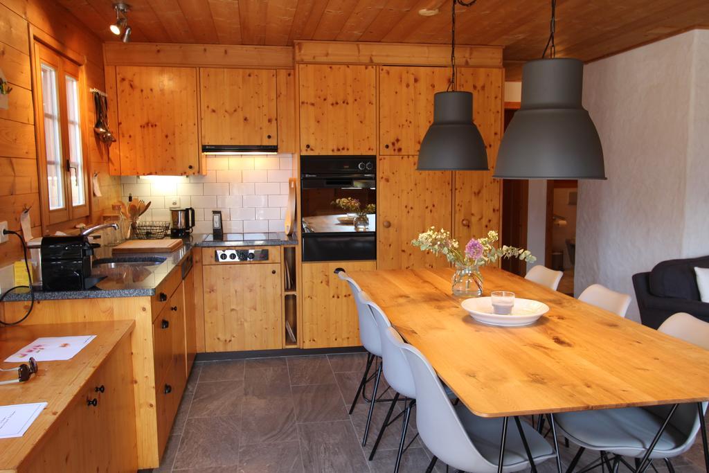 La Boutique Apartment Rossiniere Bagian luar foto